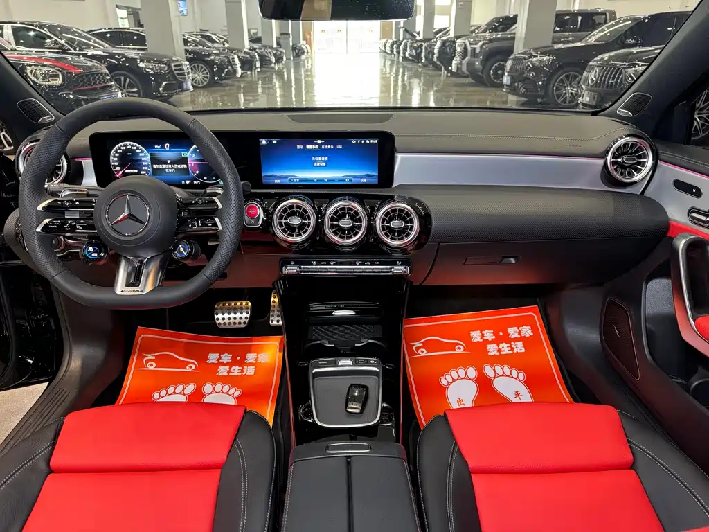 Mercedes-Benz Mercedes-Benz A-Class AMG Import 2025 Model AMG A 35 4MATIC 2025 - thumbnail 9