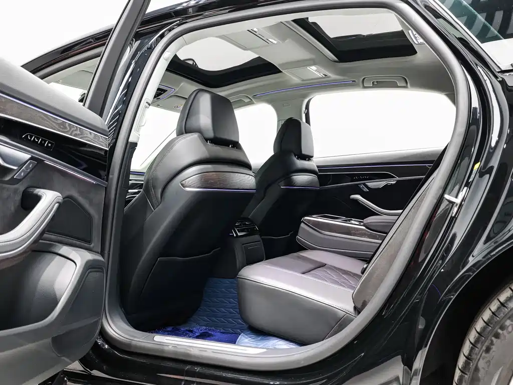 Audi Audi A8 2023 A8L 50 TFSI quattro Premium Selection 2023 - thumbnail 18