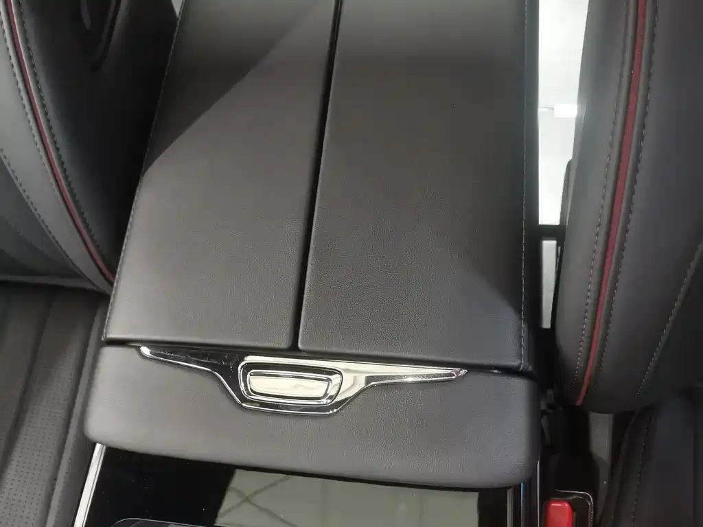 GAC Trumpchi GAC Trumpchi M8 2025 Master Series Hybrid Version 2024 - thumbnail 8