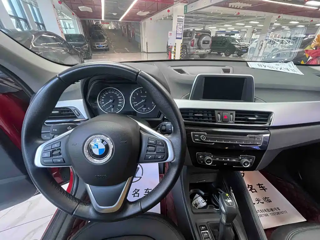BMW BMW X1 2018 sDrive20Li Leading Edition 2018 - thumbnail 6