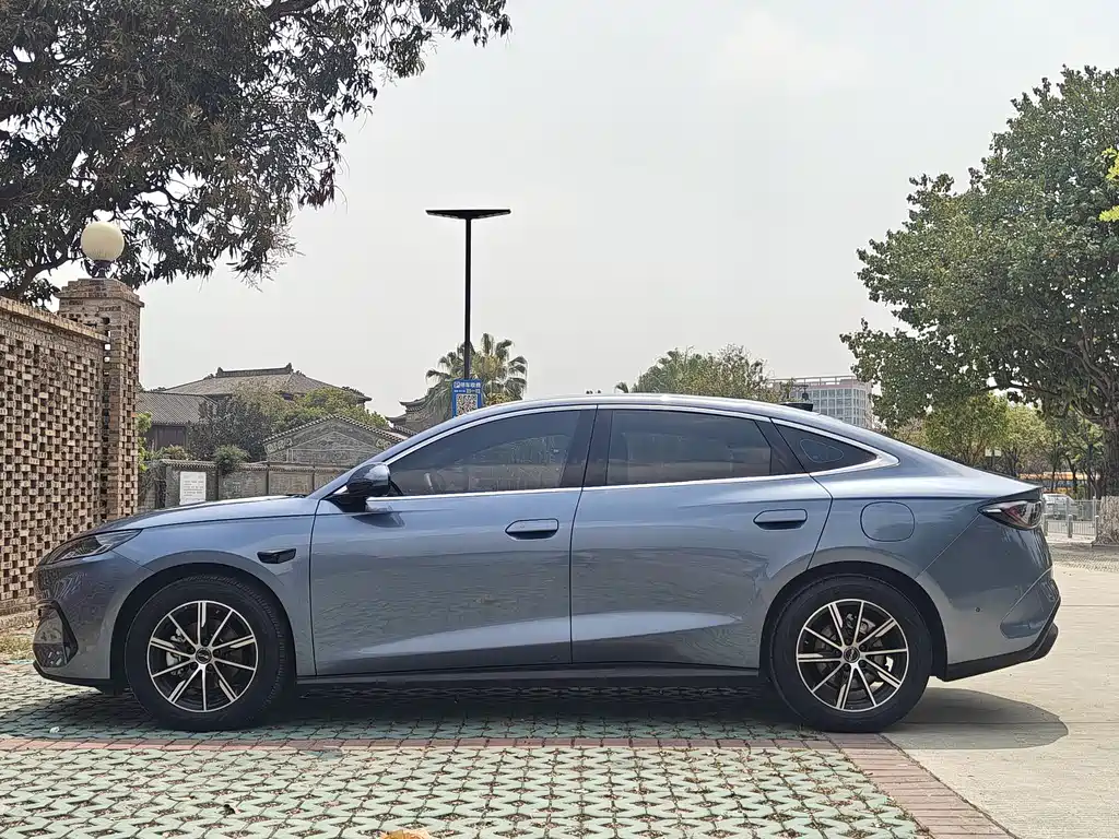 BYD BYD Seal 06 2025 DM-i Intelligent Driving Version 120KM Premium Model 2025 - thumbnail 5