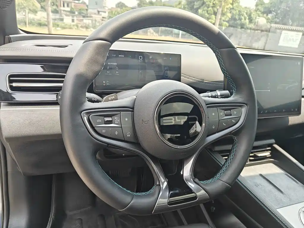 BYD BYD Seal 06 2025 DM-i Intelligent Driving Version 120KM Premium Model 2025 - thumbnail 10
