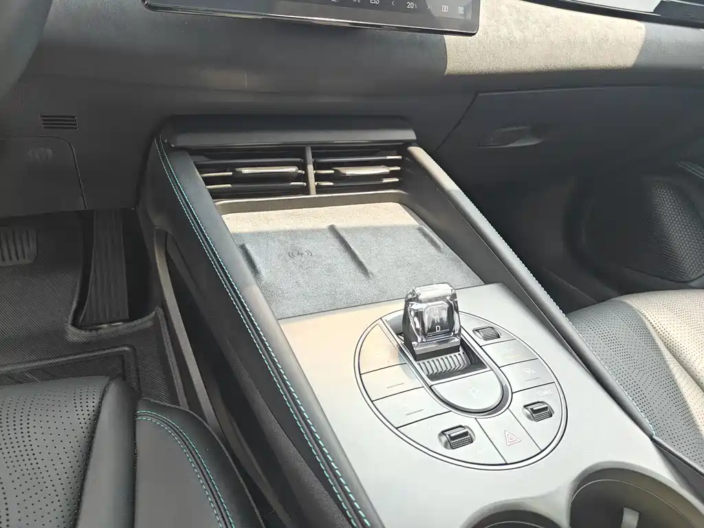 BYD BYD Seal 06 2025 DM-i Intelligent Driving Version 120KM Premium Model 2025 - thumbnail 11