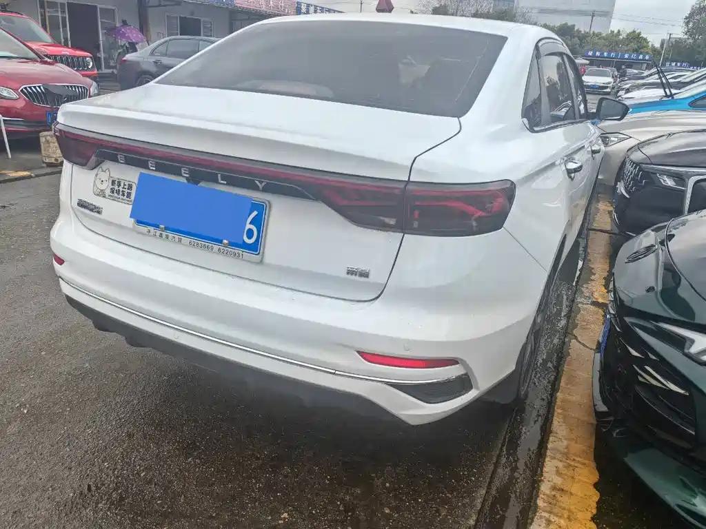 Geely Auto Geely Emgrand 2022 Model Year 4th Generation 1.5L CVT Premium Version 2022 - thumbnail 7