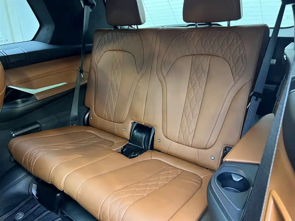 BMW BMW X7 xDrive40i M Sport Package Premium 2023 - thumbnail 9