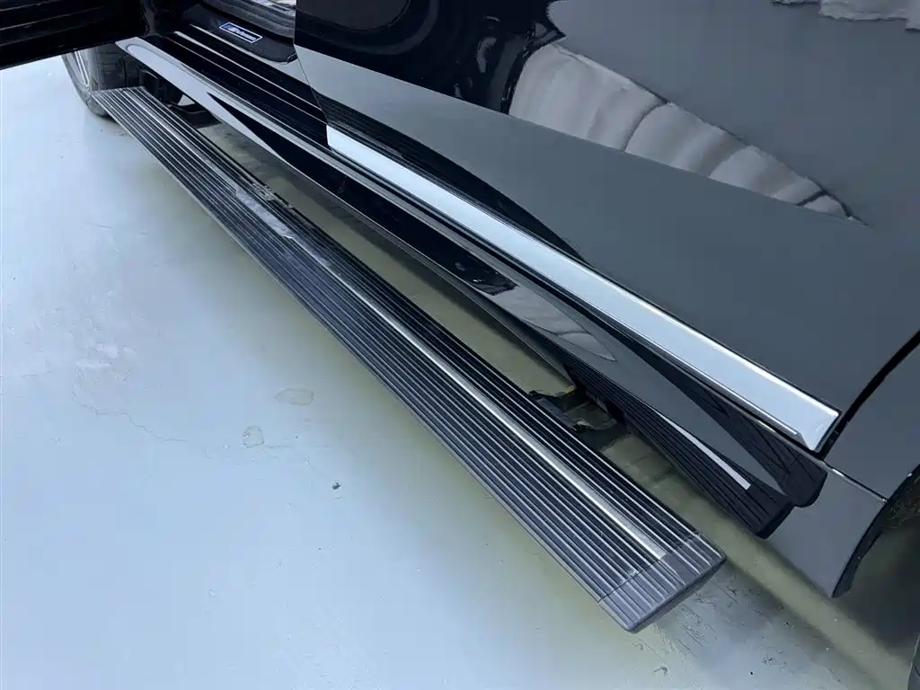 BMW BMW X7 xDrive40i M Sport Package Premium 2023 - thumbnail 25