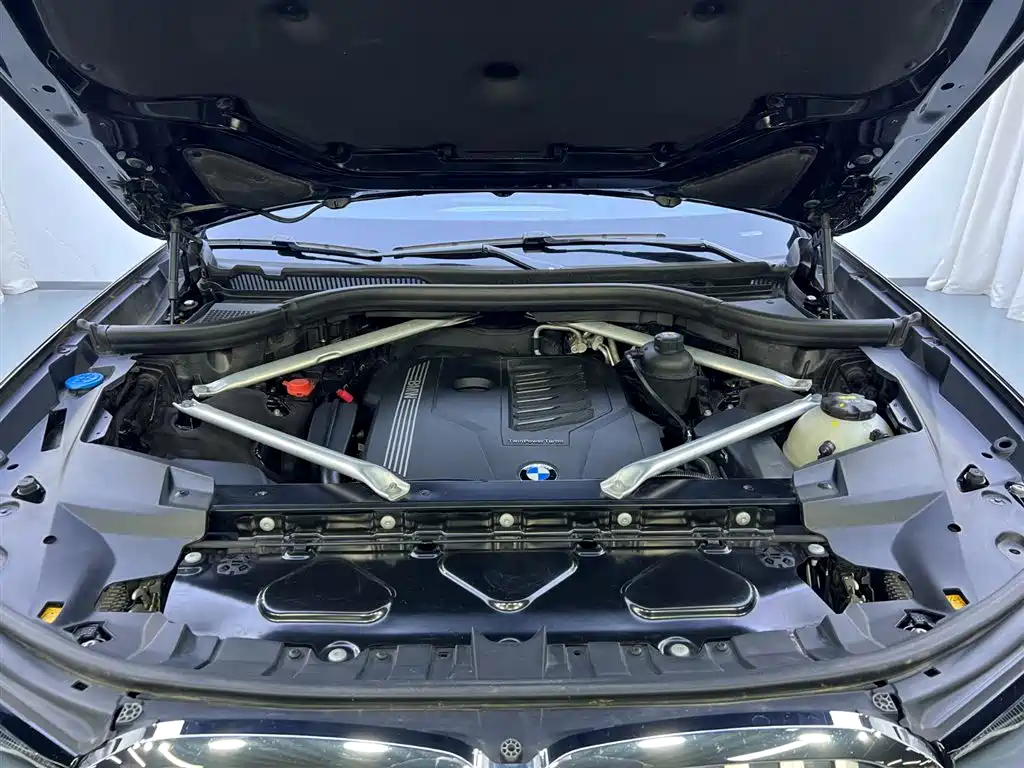 BMW BMW X7 xDrive40i M Sport Package Premium 2023 - thumbnail 27