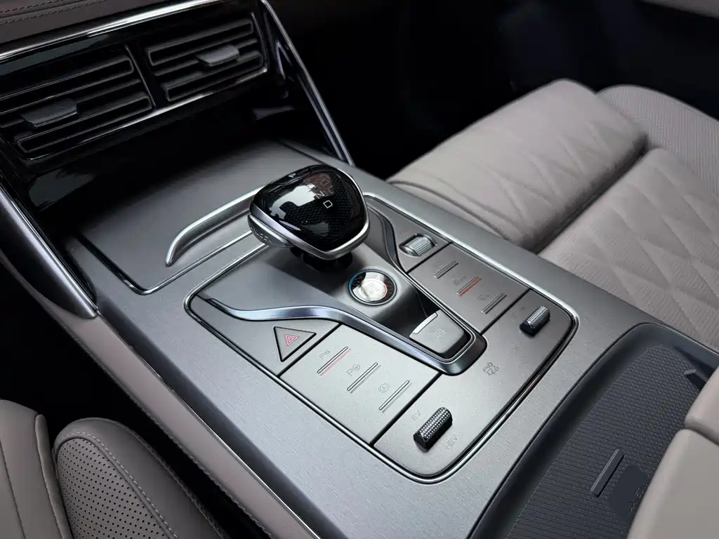 BYD BYD Tang NEV 2025 Intelligent Driving Edition DM-i 115KM Flagship Model 2025 - thumbnail 9