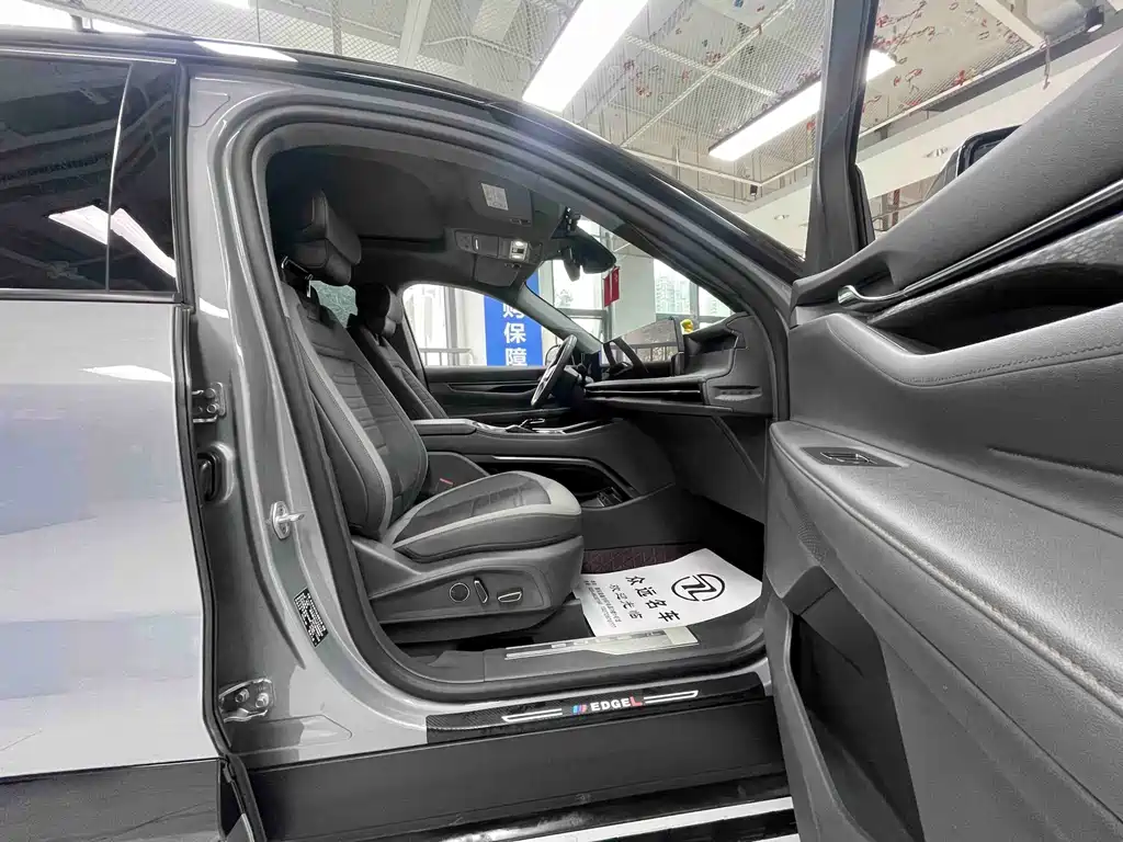 Ford Ford Edge 2023 Model Edge L 2.0T EcoBoost AWD 7-seater Premium Version 2023 - thumbnail 13