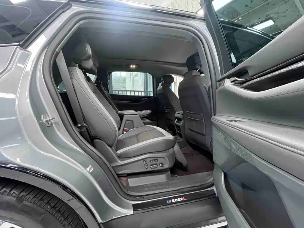 Ford Ford Edge 2023 Model Edge L 2.0T EcoBoost AWD 7-seater Premium Version 2023 - thumbnail 15