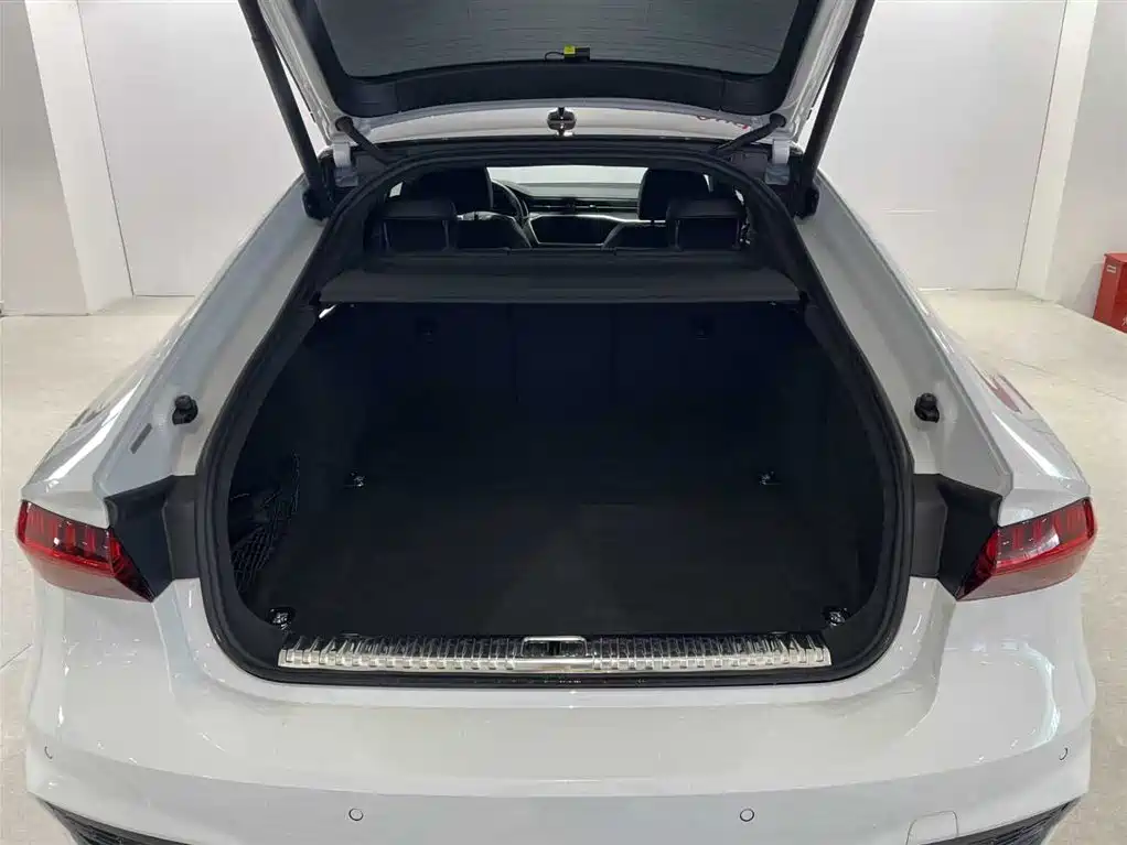 Audi Audi A7 2023 45 TFSI Premium Selection 2024 - thumbnail 6
