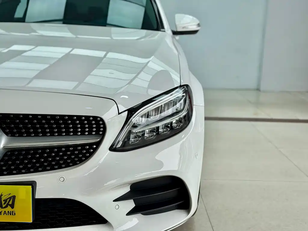 Mercedes-Benz Mercedes-Benz C-Class 2020 C 260 L Sport Edition 2020 - thumbnail 4