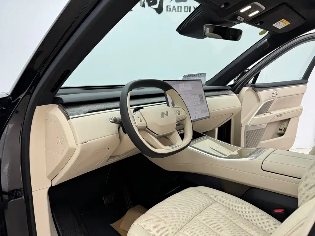 NIO NIO L90 2025 Max 6-seater Edition 2025 - thumbnail 8