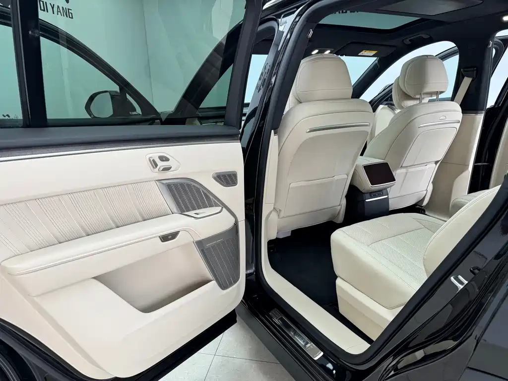 NIO NIO L90 2025 Max 6-seater Edition 2025 - thumbnail 11