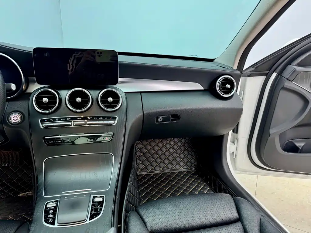 Mercedes-Benz Mercedes-Benz C-Class 2020 C 260 L Sport Edition 2020 - thumbnail 19