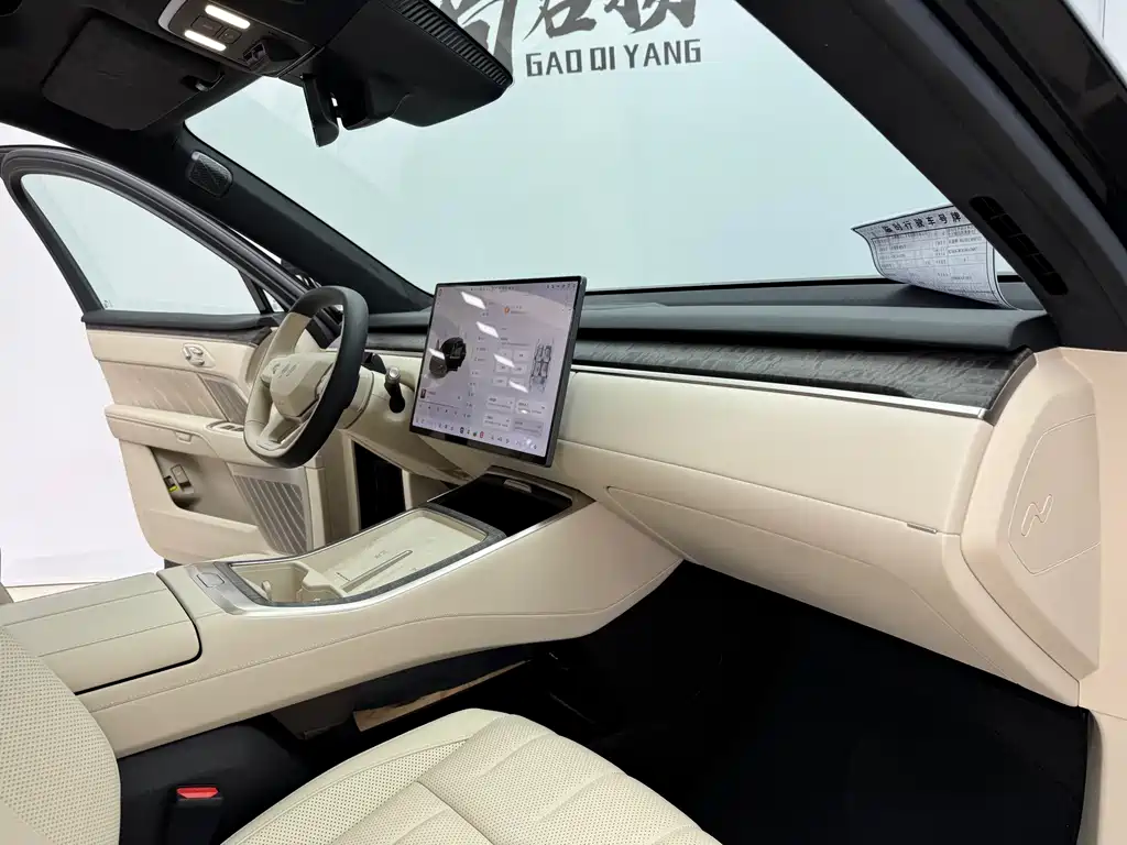 NIO NIO L90 2025 Max 6-seater Edition 2025 - thumbnail 16