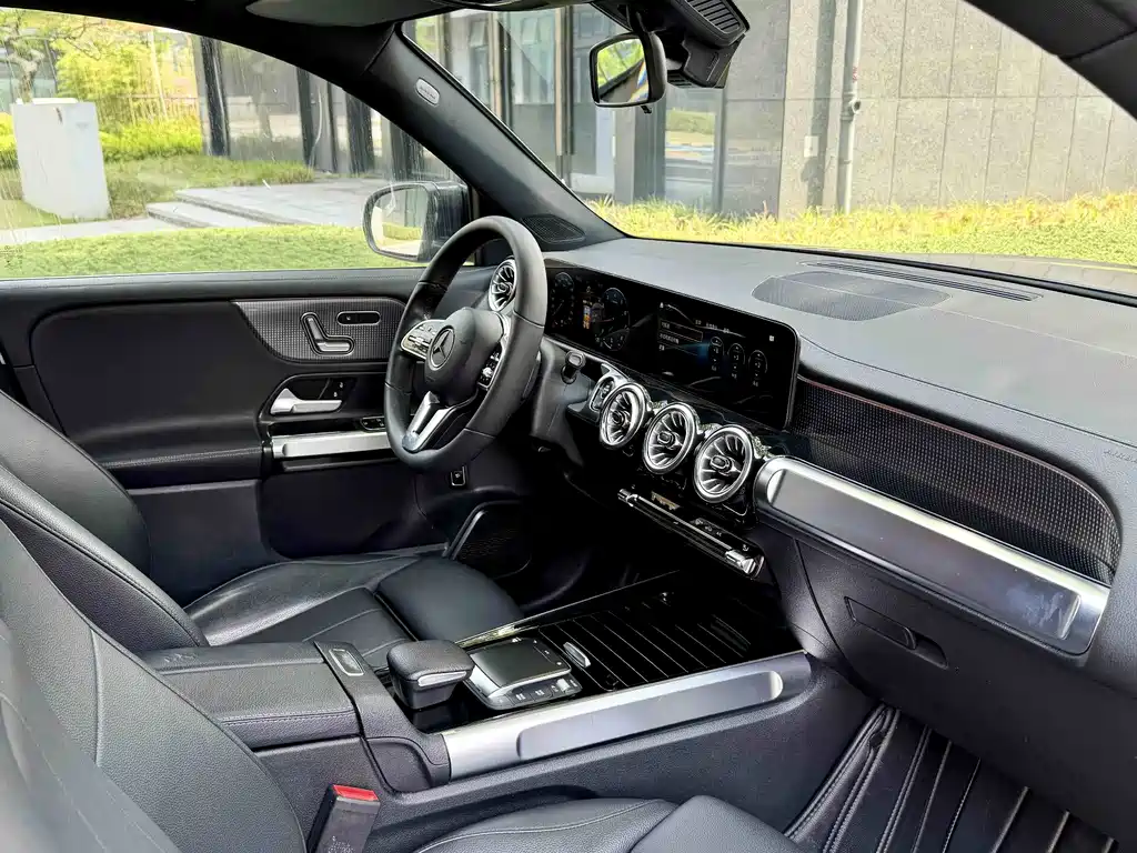Mercedes-Benz Mercedes-Benz GLB 2021 GLB 200 4MATIC 2021 - thumbnail 18