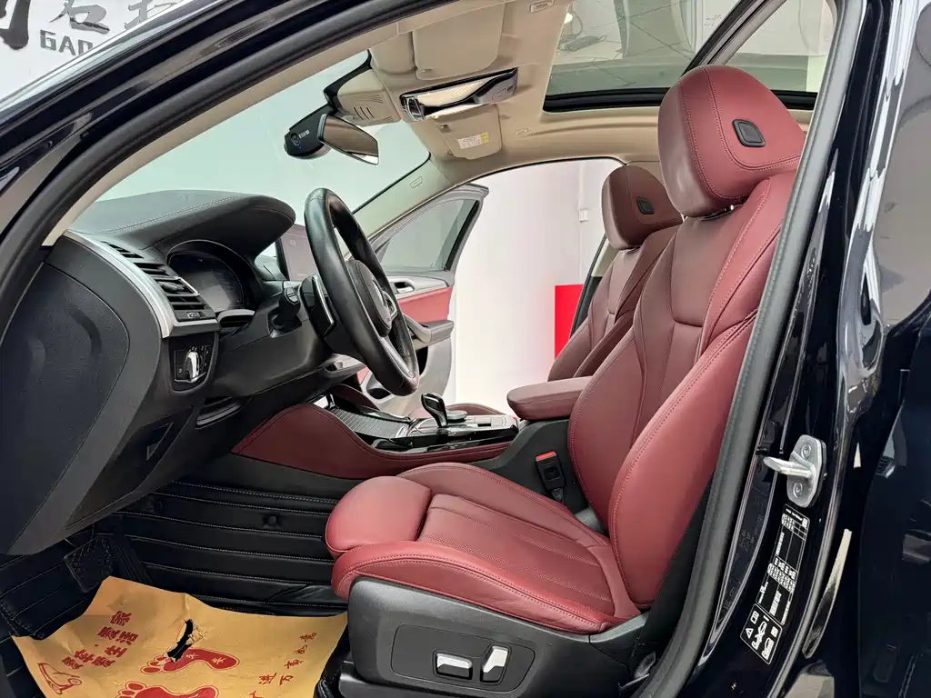 BMW BMW X4 2022 xDrive 25i M Sport Package 2022 - thumbnail 6