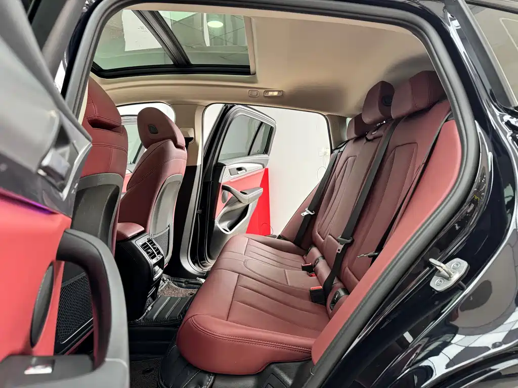 BMW BMW X4 2022 xDrive 25i M Sport Package 2022 - thumbnail 9