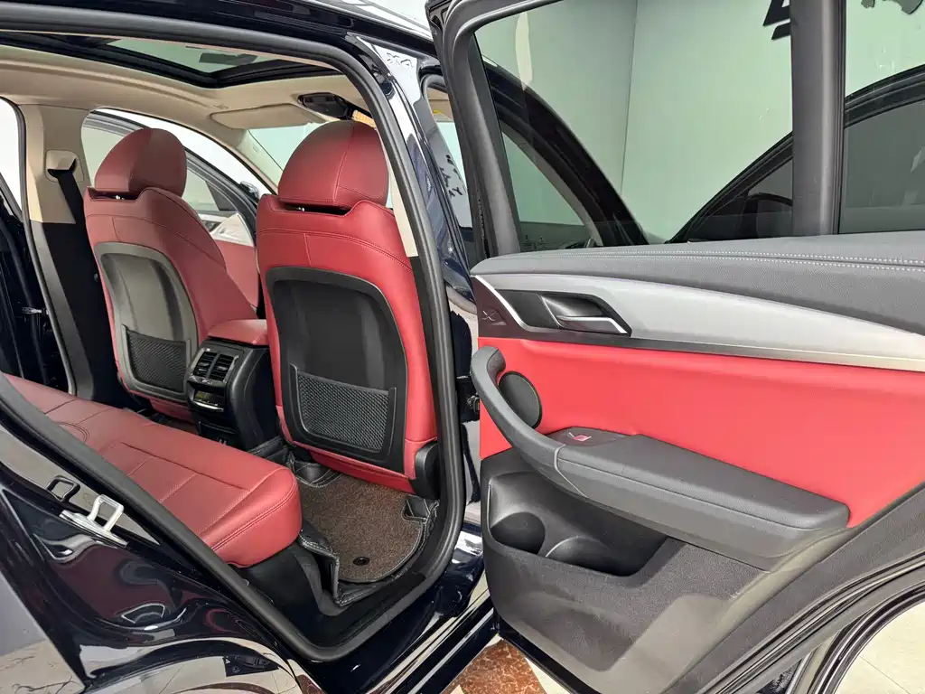 BMW BMW X4 2022 xDrive 25i M Sport Package 2022 - thumbnail 11