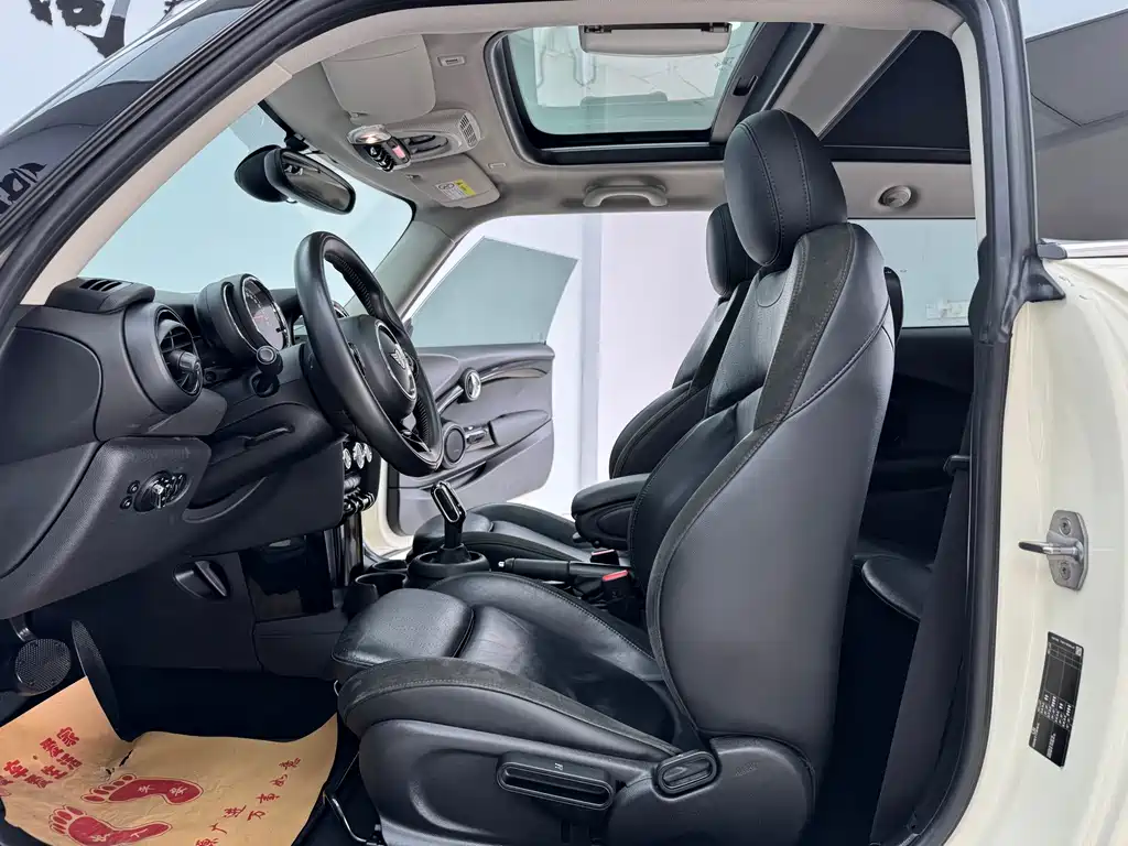 MINI MINI 2018 1.5T COOPER Artist 2020 - thumbnail 6