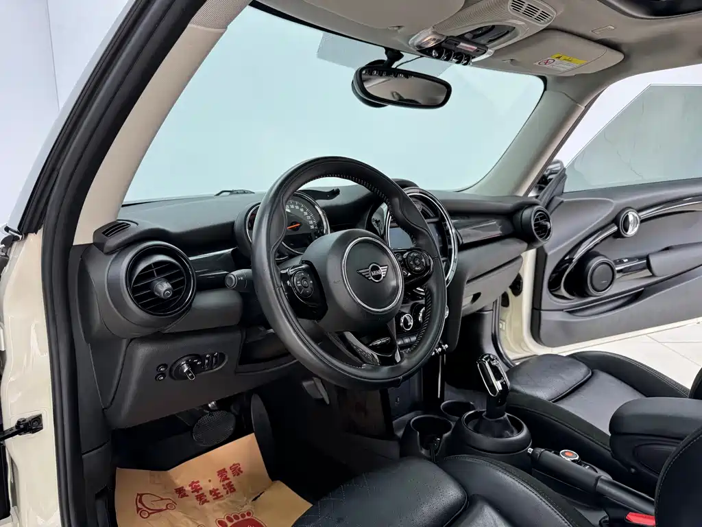 MINI MINI 2018 1.5T COOPER Artist 2020 - thumbnail 7