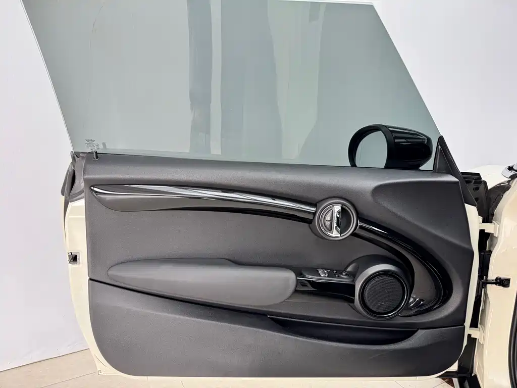 MINI MINI 2018 1.5T COOPER Artist 2020 - thumbnail 8