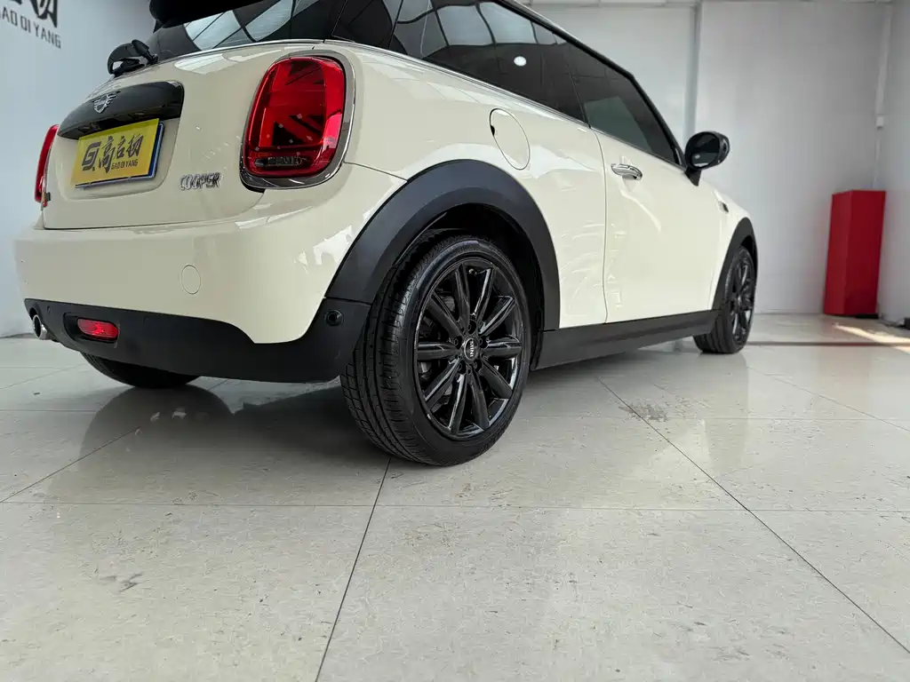 MINI MINI 2018 1.5T COOPER Artist 2020 - thumbnail 19
