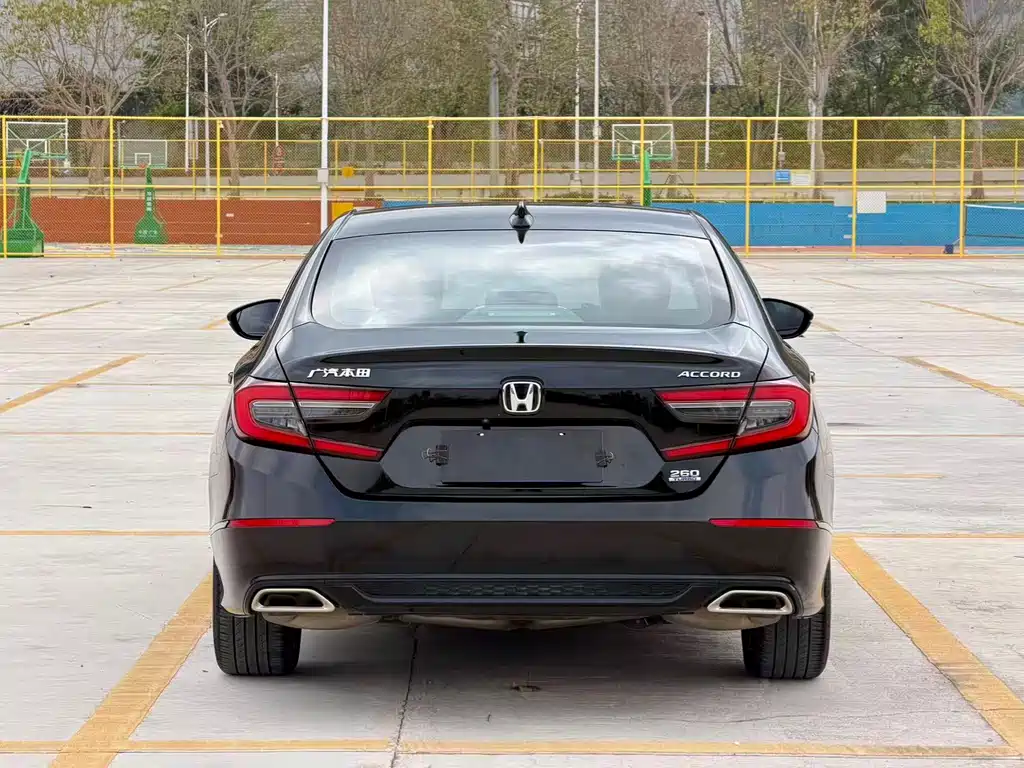 Honda Honda Accord 2022 260TURBO Luxury Edition 2023 - thumbnail 4