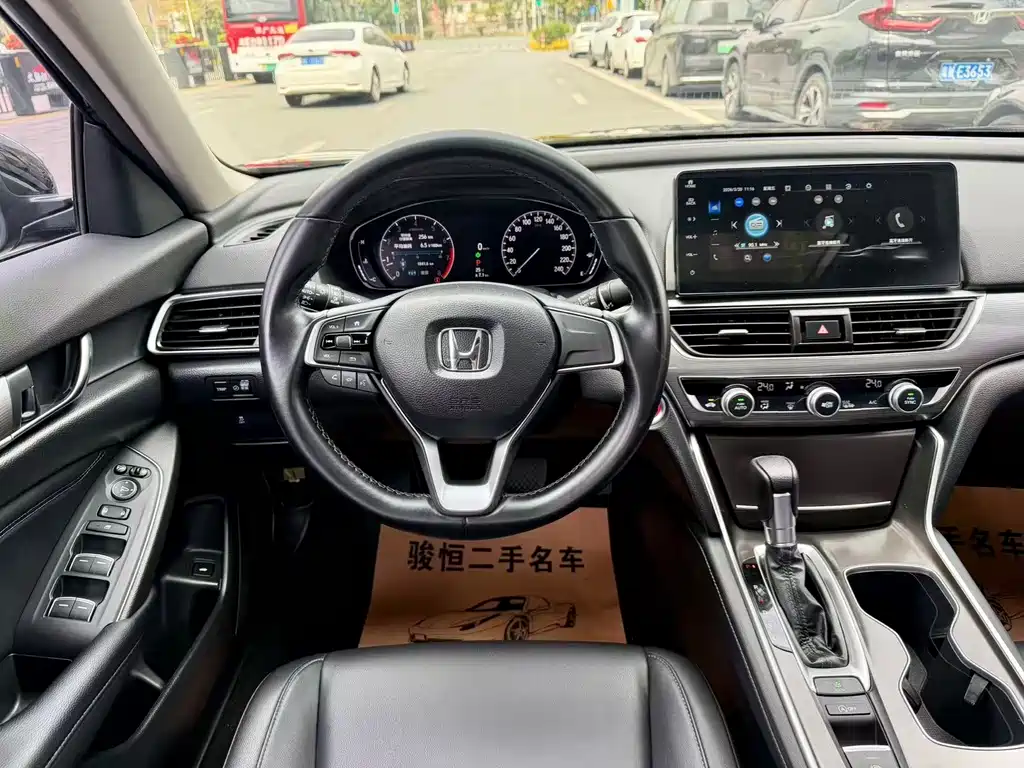 Honda Honda Accord 2022 260TURBO Luxury Edition 2023 - thumbnail 10