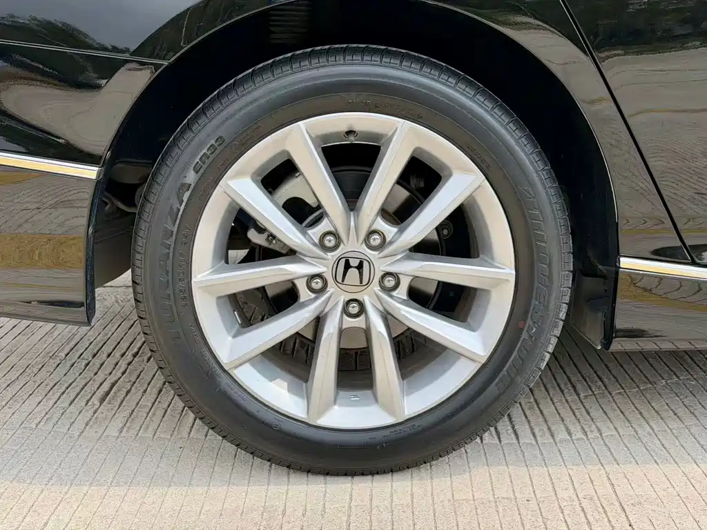Honda Honda Accord 2022 260TURBO Luxury Edition 2023 - thumbnail 24