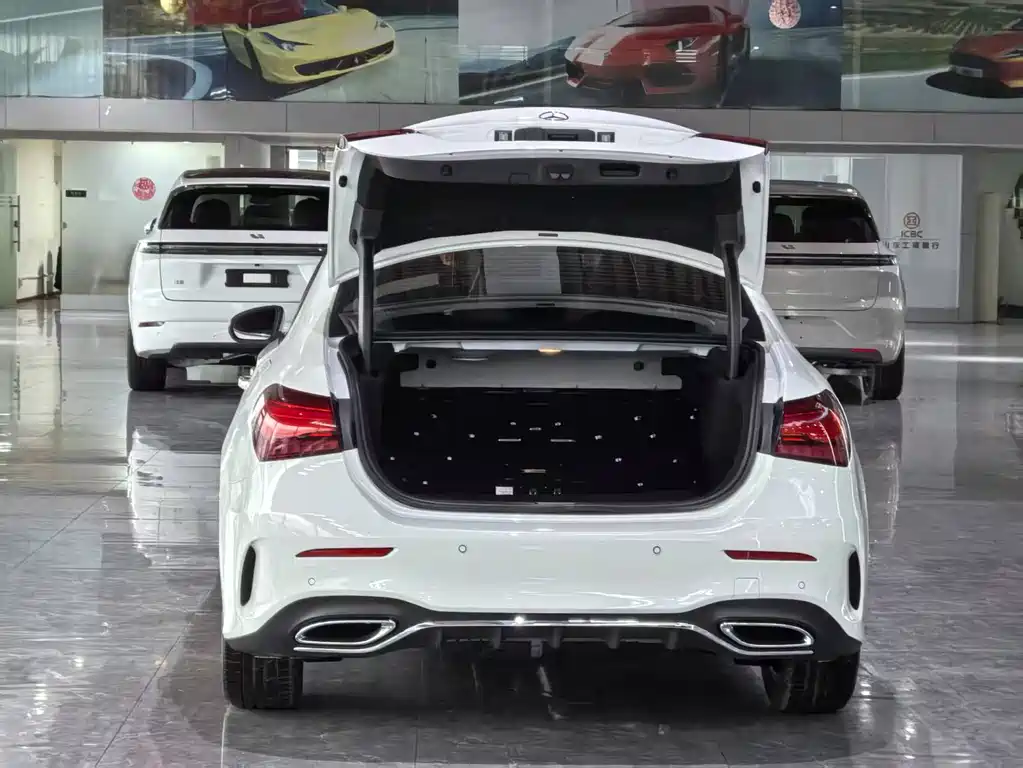 Mercedes-Benz Mercedes-Benz A-Class 2024 Facelift A 200 L Fashion Edition 2025 - thumbnail 15