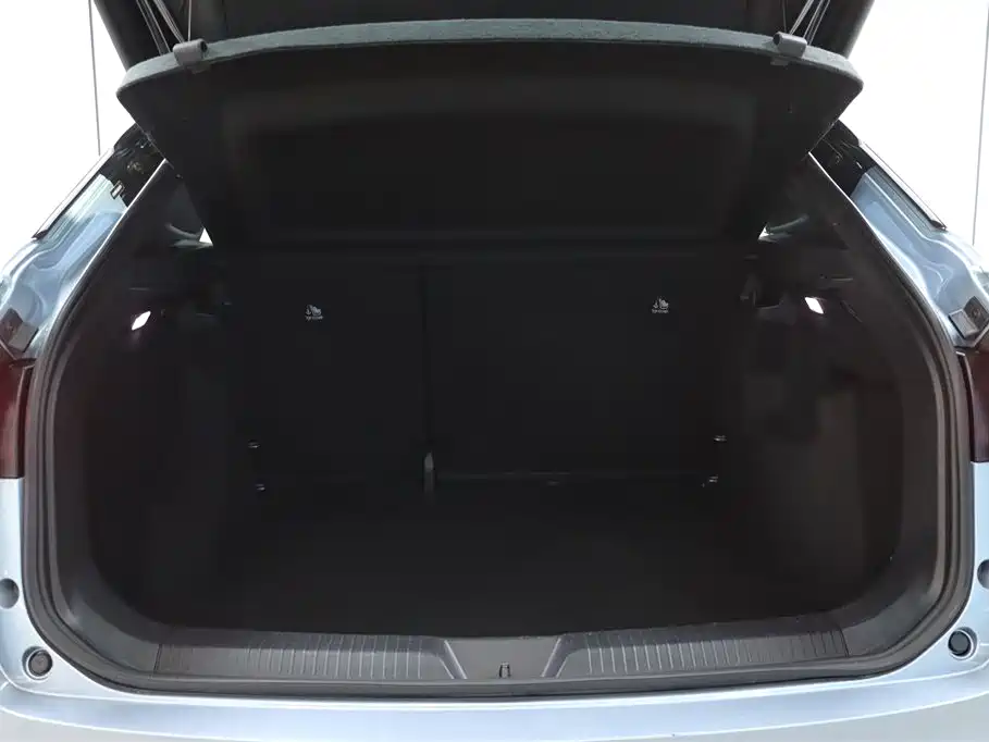 Volkswagen ID.4 X 2022 Intelligent Enjoyment Long Range Version 2023 - thumbnail 29
