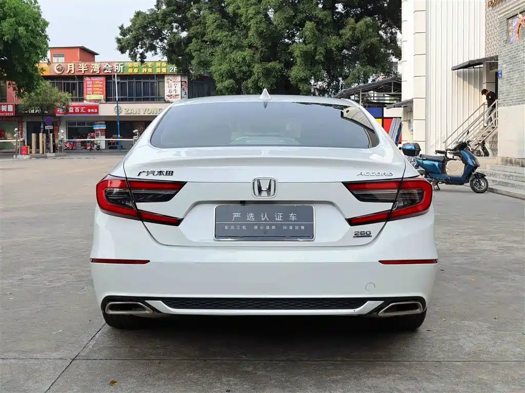 Honda Honda Accord 2022 260TURBO Luxury Edition 2023 - thumbnail 8
