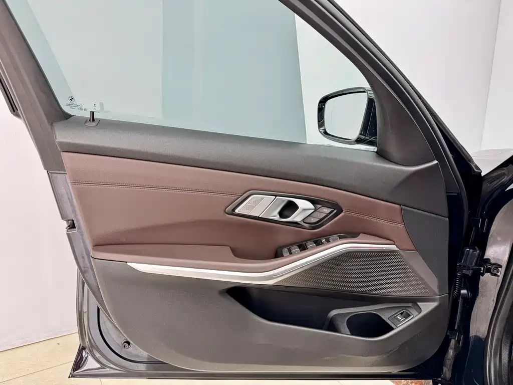 BMW BMW 3 Series 2022 325Li M Sport Package 2022 - thumbnail 7
