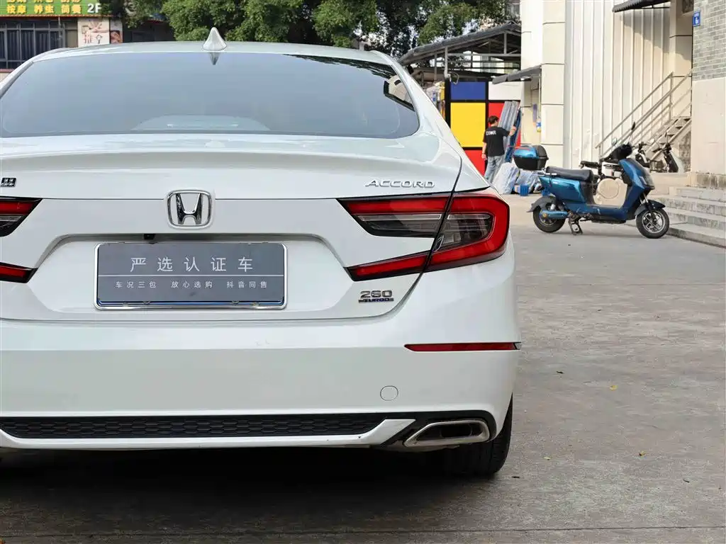 Honda Honda Accord 2022 260TURBO Luxury Edition 2023 - thumbnail 24