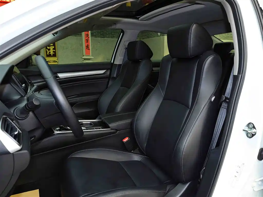 Honda Honda Accord 2022 260TURBO Luxury Edition 2023 - thumbnail 25
