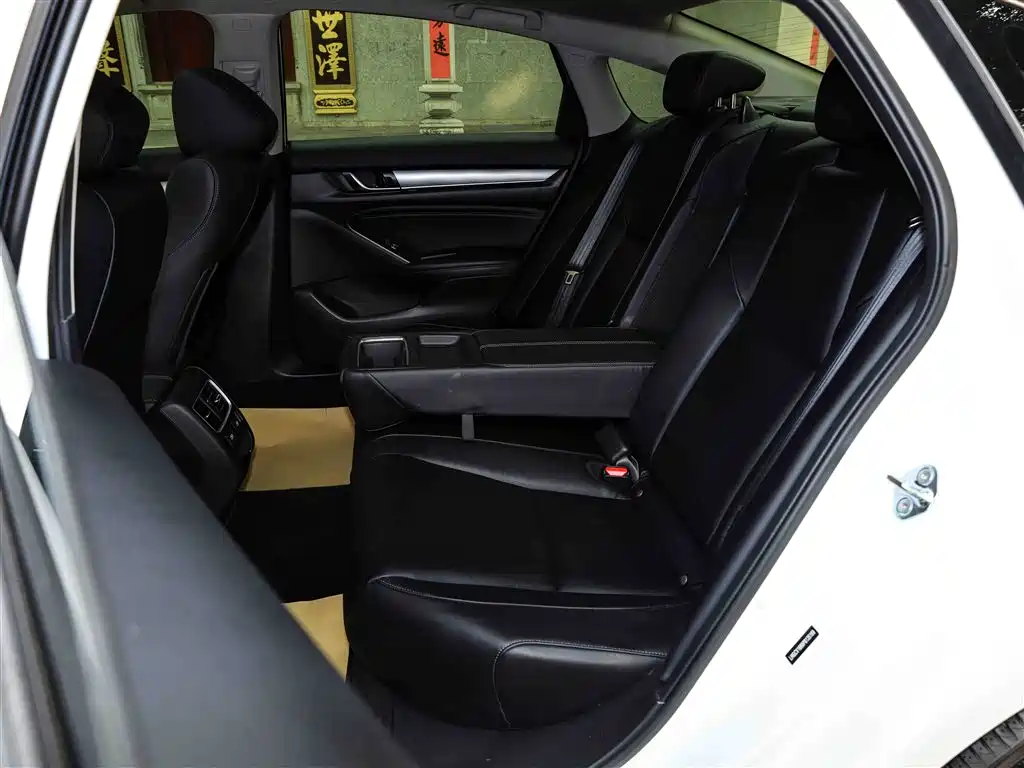 Honda Honda Accord 2022 260TURBO Luxury Edition 2023 - thumbnail 26