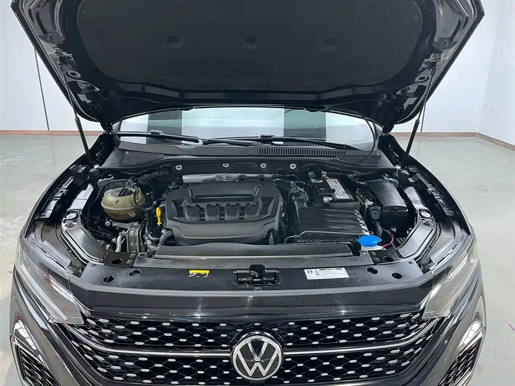 Volkswagen Volkswagen Passat 2023 330TSI Elite Starry Sky Edition 2023 - thumbnail 10