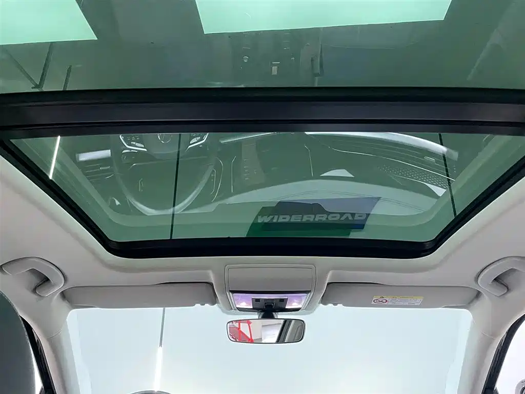 Volkswagen Volkswagen Passat 2023 330TSI Elite Starry Sky Edition 2023 - thumbnail 23