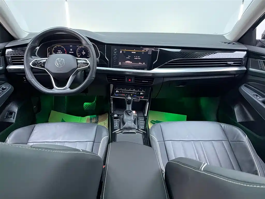 Volkswagen Volkswagen Passat 2023 330TSI Elite Starry Sky Edition 2023 - thumbnail 27