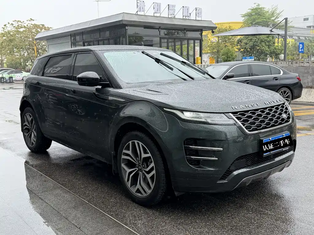 Land Rover Range Rover Evoque 2021 L 249PS R-Dynamic First Edition 2022 - thumbnail 3