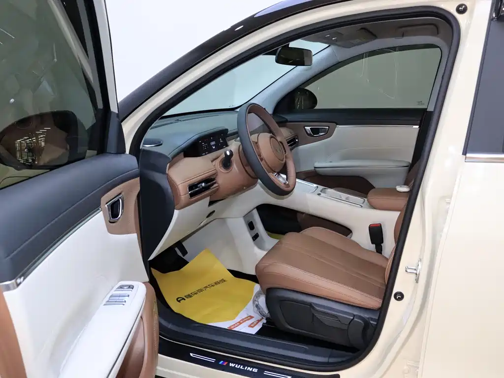 Wuling Motors Bingguo S 2025 325km Premium Edition 2025 - thumbnail 9