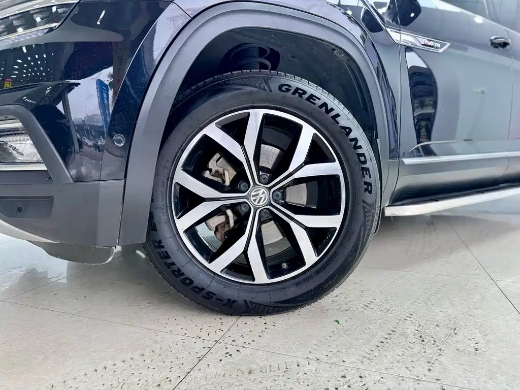 Volkswagen Teramont 2020 380TSI 4Motion Luxury Edition China V 2021 - thumbnail 22