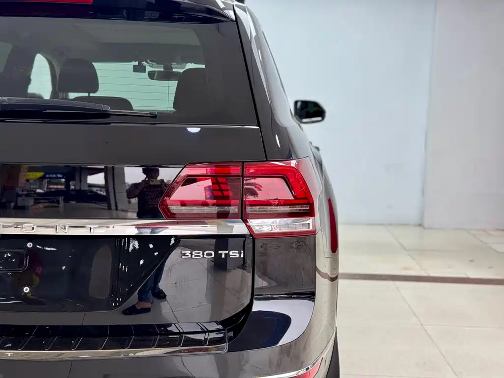 Volkswagen Teramont 2020 380TSI 4Motion Luxury Edition China V 2021 - thumbnail 27