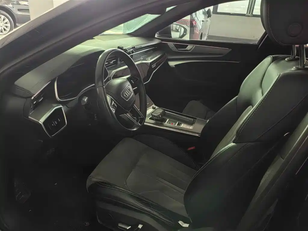Audi Audi A6L 2023 40 TFSI Luxury Dynamic Model 2023 - thumbnail 7
