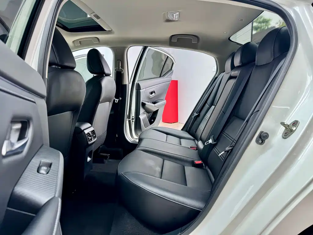 Nissan Nissan Sylphy 2023 Model 1.6L CVT Intelligent Drive Version 2023 - thumbnail 9