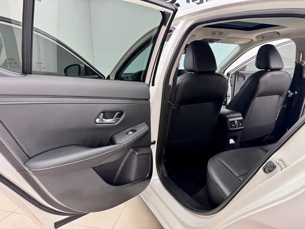 Nissan Nissan Sylphy 2023 Model 1.6L CVT Intelligent Drive Version 2023 - thumbnail 10