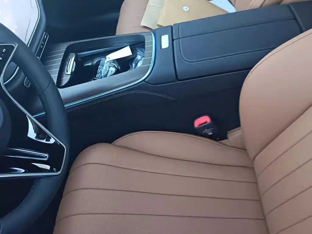 Mercedes-Benz Mercedes-Benz E-Class 2026 E 300 L Luxury Model 2026 - thumbnail 3