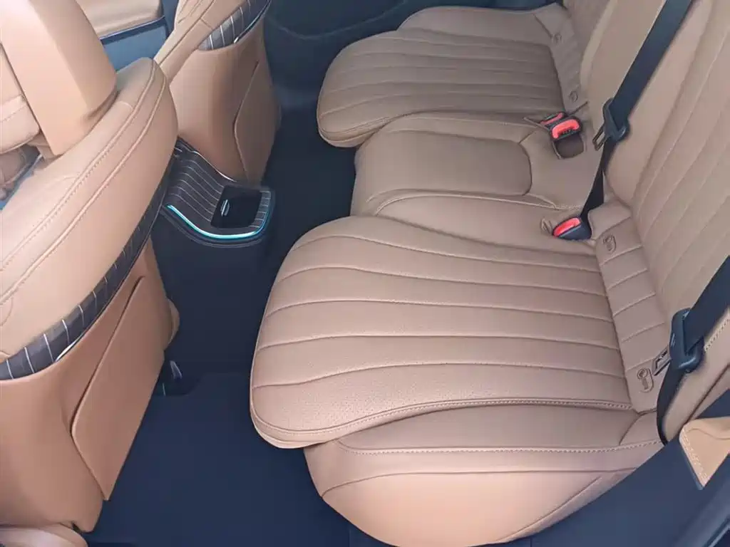 Mercedes-Benz Mercedes-Benz E-Class 2026 E 300 L Luxury Model 2026 - thumbnail 4